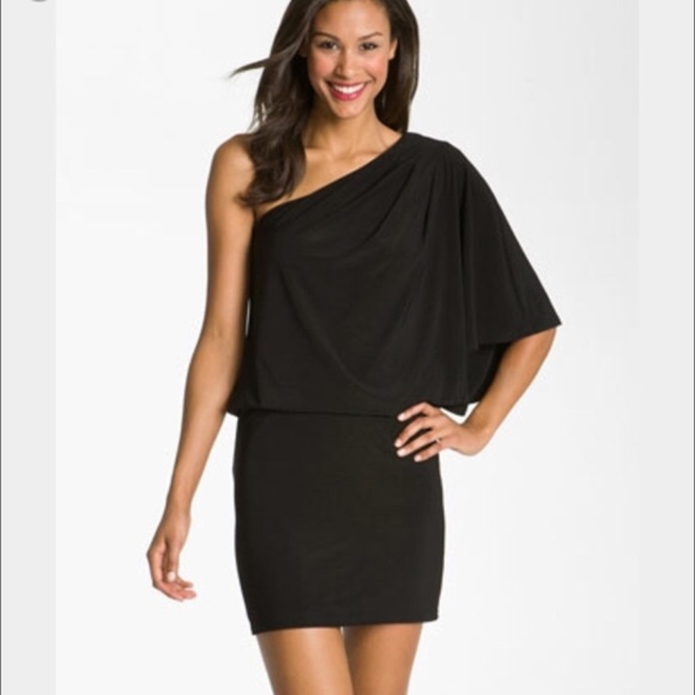 LITTLE BLACK DRESS